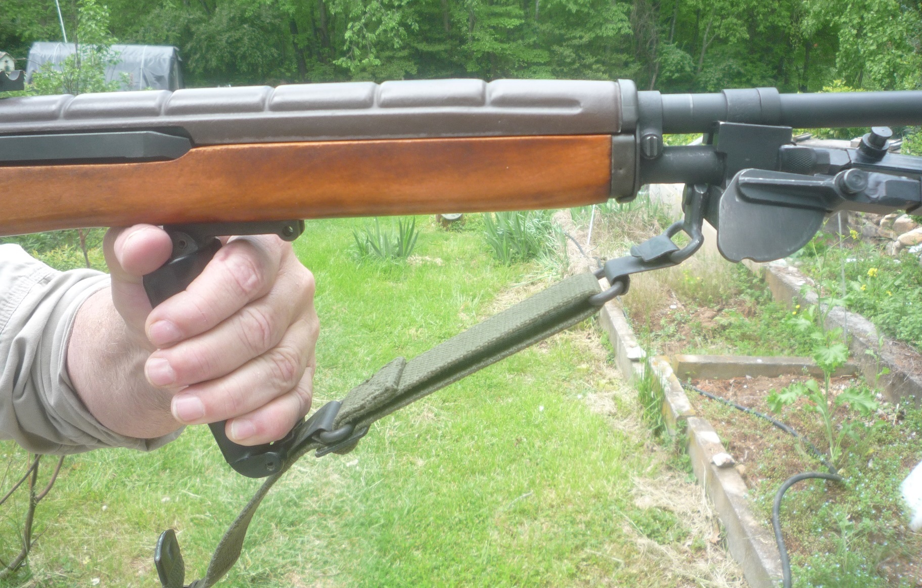 M14E2 Sling placement.jpg